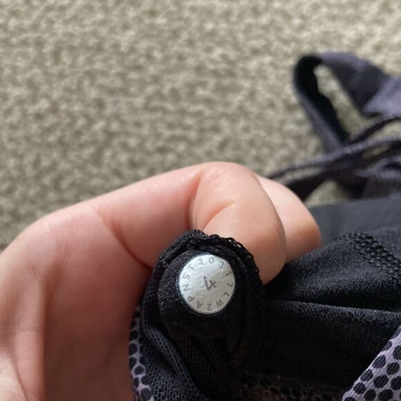 LULULEMON Free to Be Serene Bra Disperse Dusky Strappy Light Support Size 4 EUC - Picture 6 of 9